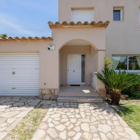Belvilla By Oyo Nautic Palmera * Sant Pere Pescador